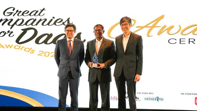 Great Companies for Dads award presentation on stage